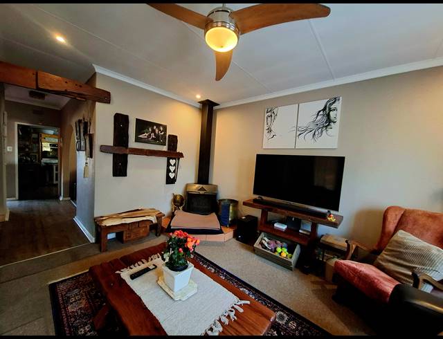 3 BEDROOM HOUSE FOR SALE IN SUNAIR PARK